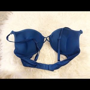 Victoria's Secret Intimates & Sleepwear - Miraculous Plunge Bra Victoria's Secret Intimates & Sleepwear - Miraculous Plunge Bra